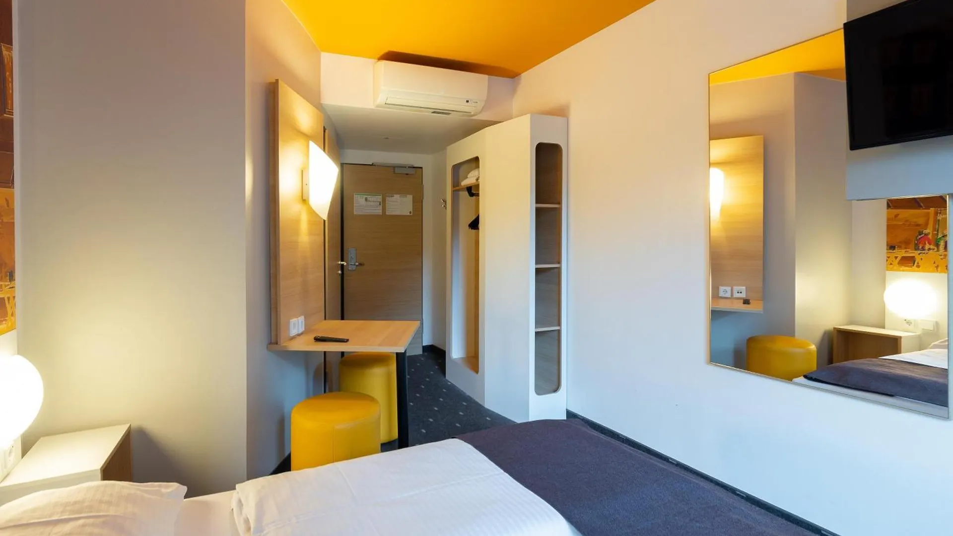 B&B Hotel Duesseldorf-City 2*, Dusseldorf Germany