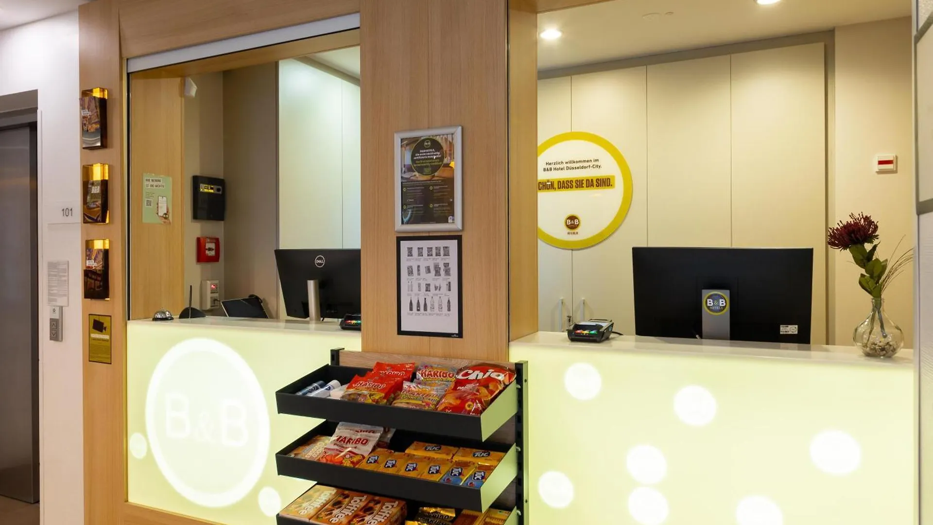 B&B Hotel Duesseldorf-City 2*, Dusseldorf